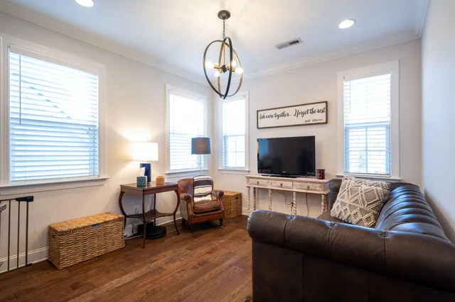 $699,000 | 1811 Seven Pines Lane, Chattanooga, TN 37415