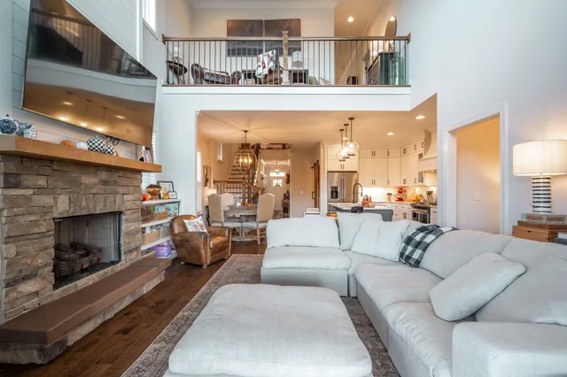 $699,000 | 1811 Seven Pines Lane, Chattanooga, TN 37415