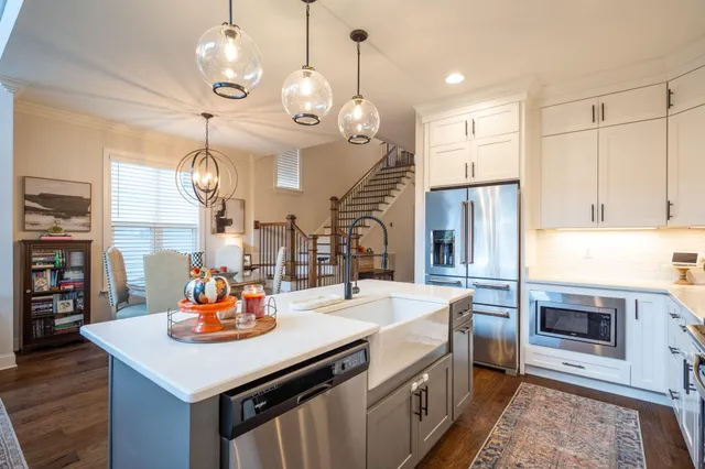 $699,000 | 1811 Seven Pines Lane, Chattanooga, TN 37415