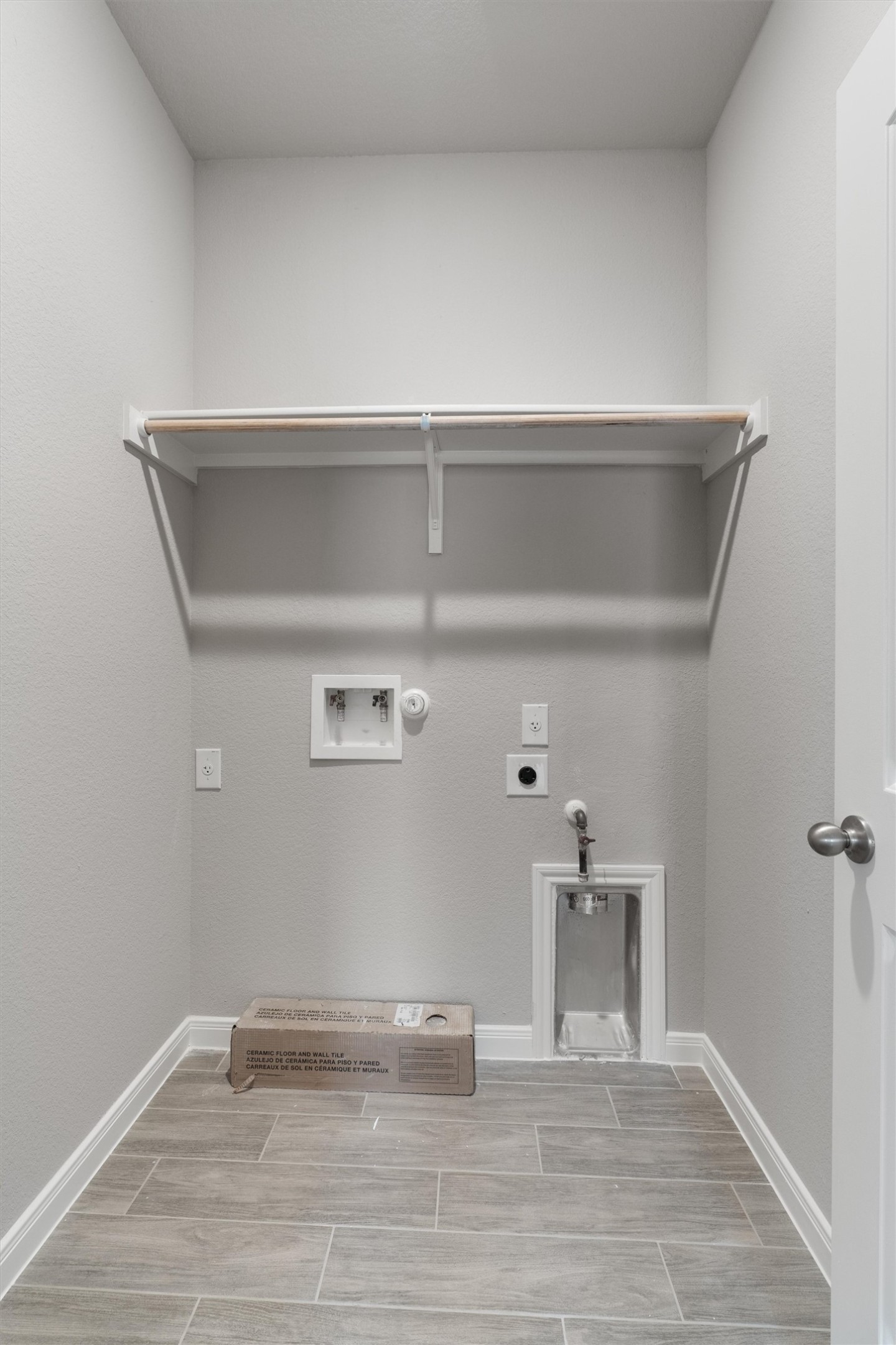 340 Stellar Wind Drive Georgetown, TX 78628 - Photo 18 of 31 a view of an empty room