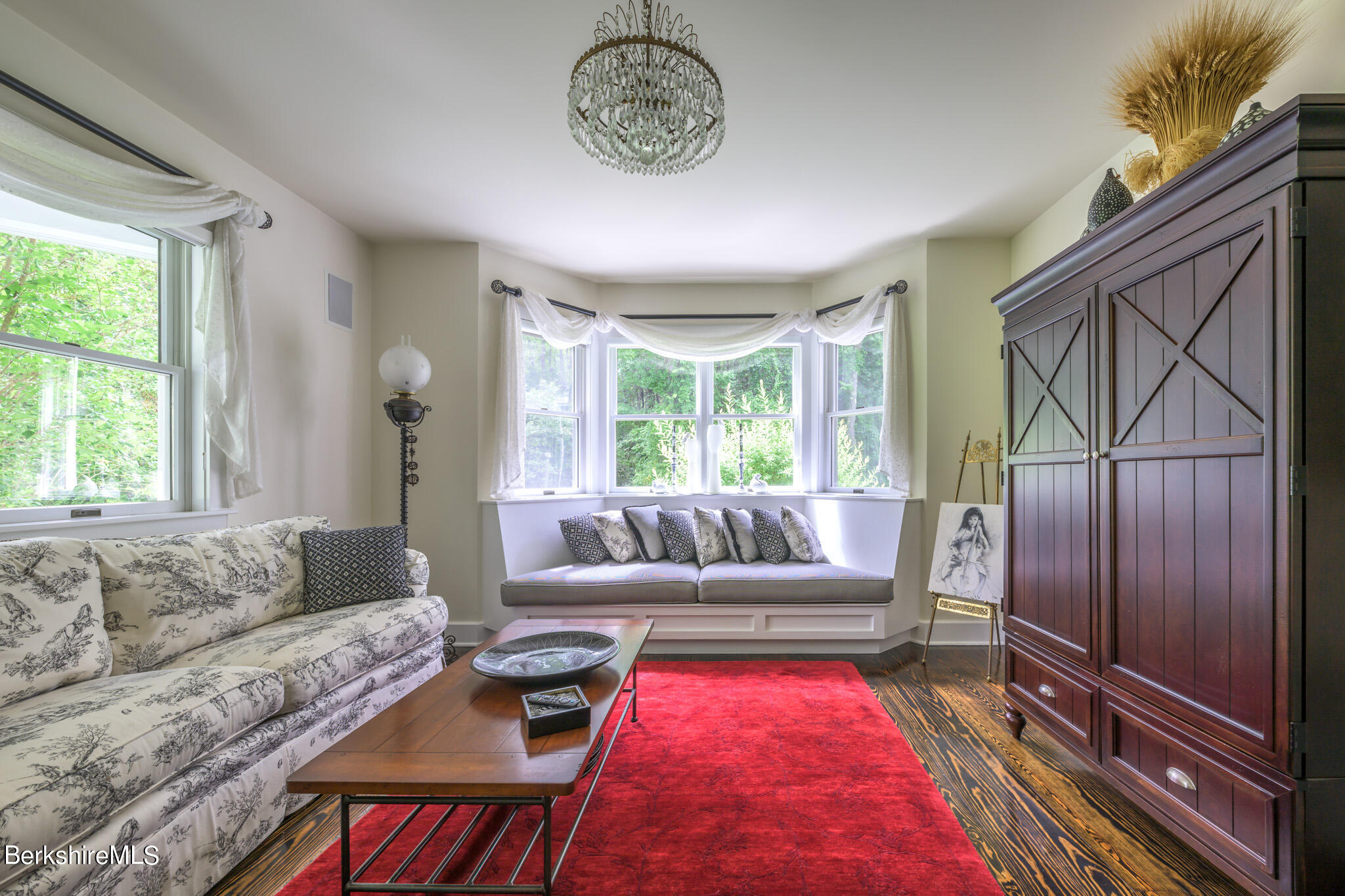 176 West Center Road West Stockbridge, MA 01266 - Photo 15 of 57 Living Room