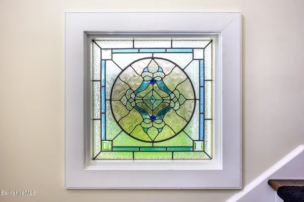 $1,895,000 | 176 West Center Road, West Stockbridge, MA 01266