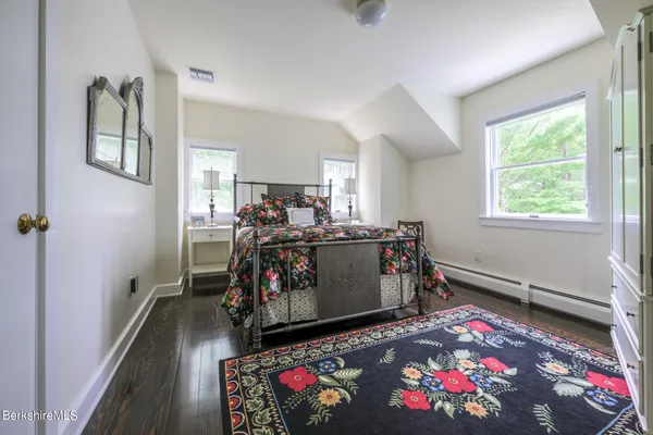 $1,895,000 | 176 West Center Road, West Stockbridge, MA 01266