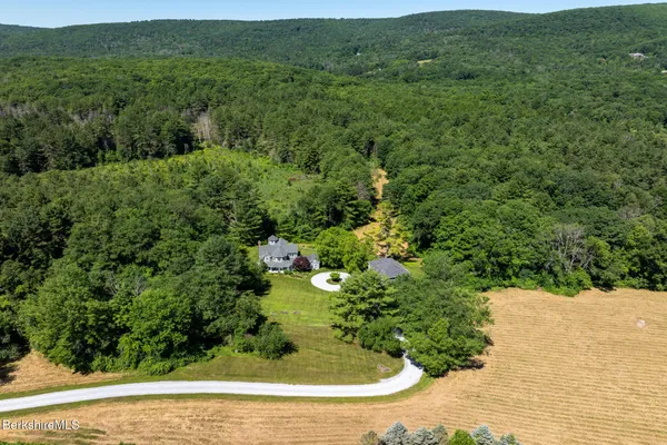 $1,895,000 | 176 West Center Road, West Stockbridge, MA 01266