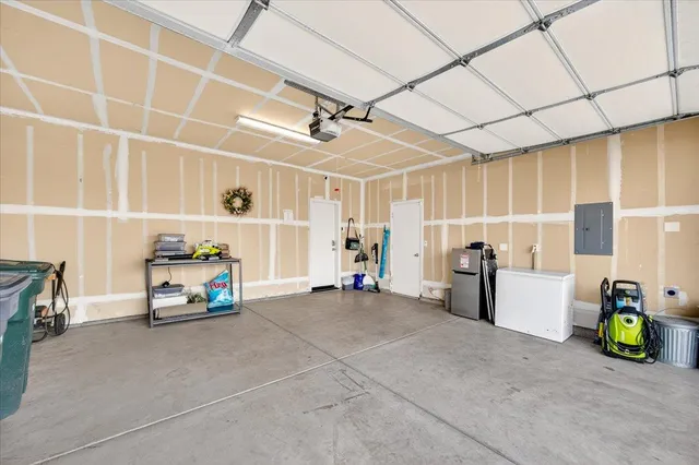 $579,000 | 3088 East Teague Avenue, Clovis, CA 93619