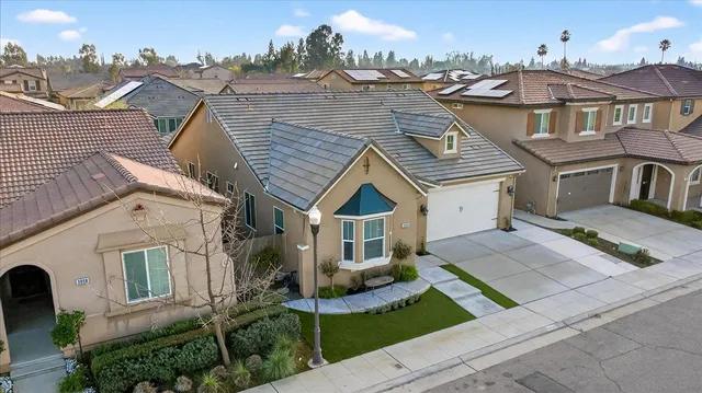 $579,000 | 3088 East Teague Avenue, Clovis, CA 93619