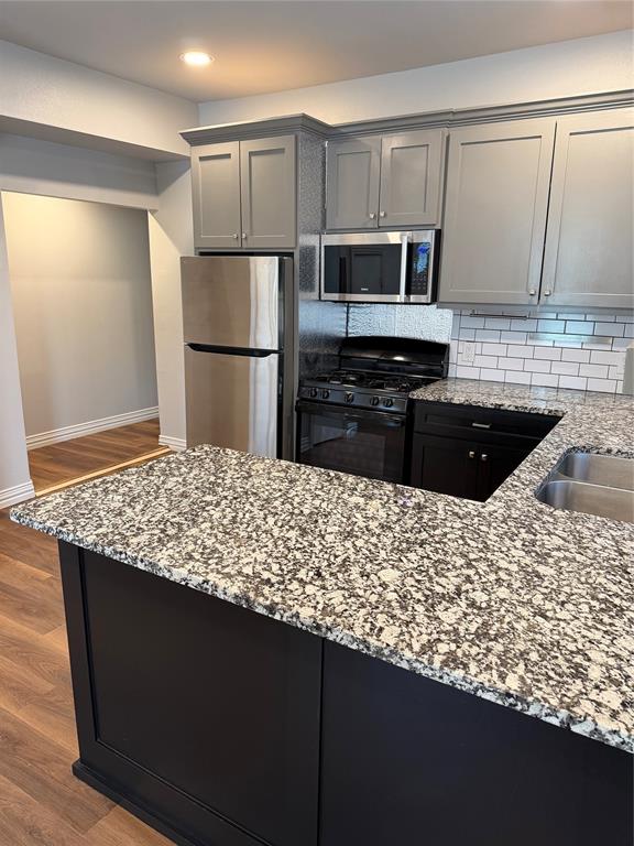106 West Hull Street, Unit 102 Denison, TX 75021 - Photo 4 of 10