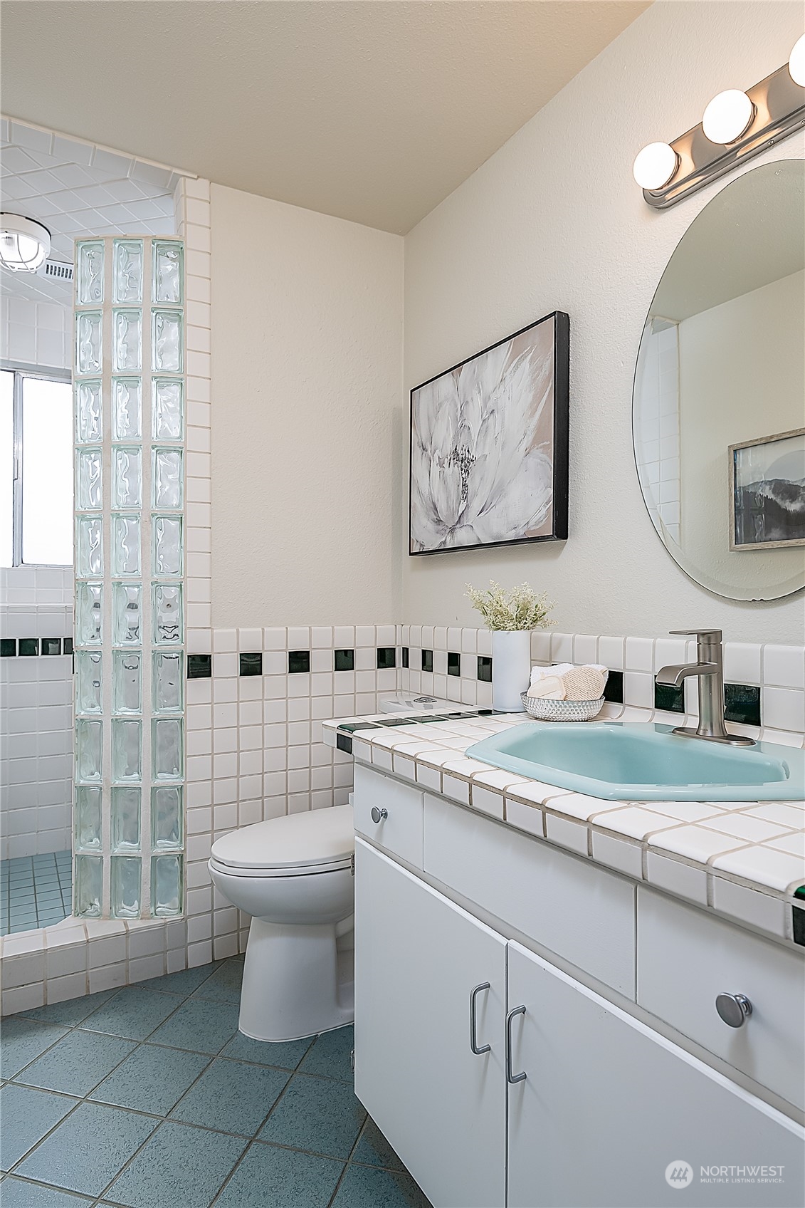 4105 Robin Road West University Place, WA 98466 - Photo 19 of 40 Gallery Image 19