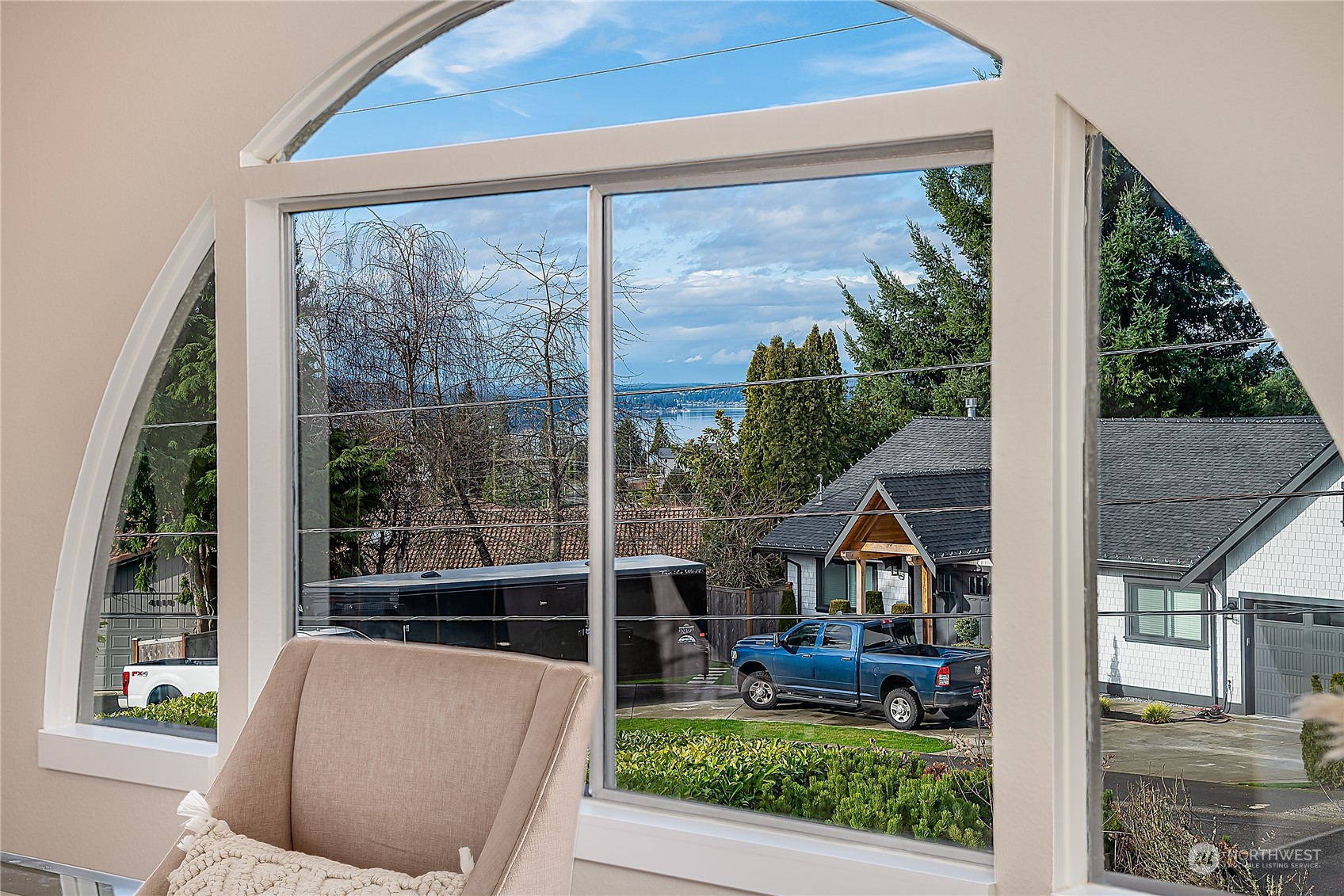 4105 Robin Road West University Place, WA 98466 - Photo 35 of 40 Gallery Image 35
