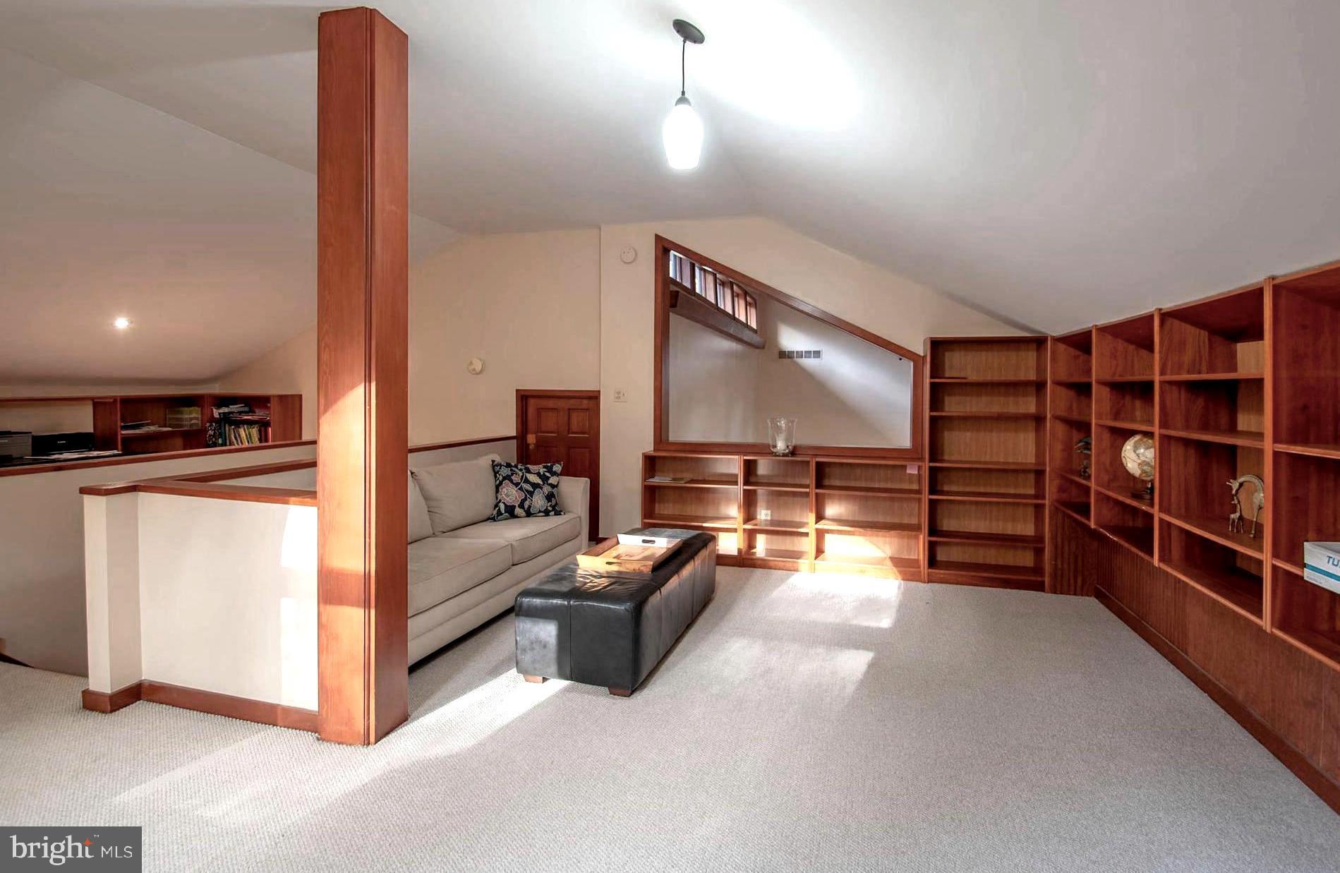 1749 Colbert Road Annapolis, MD 21409 - Photo 9 of 48 Skilled Millwork and Built-Ins . Rich Hardwoods