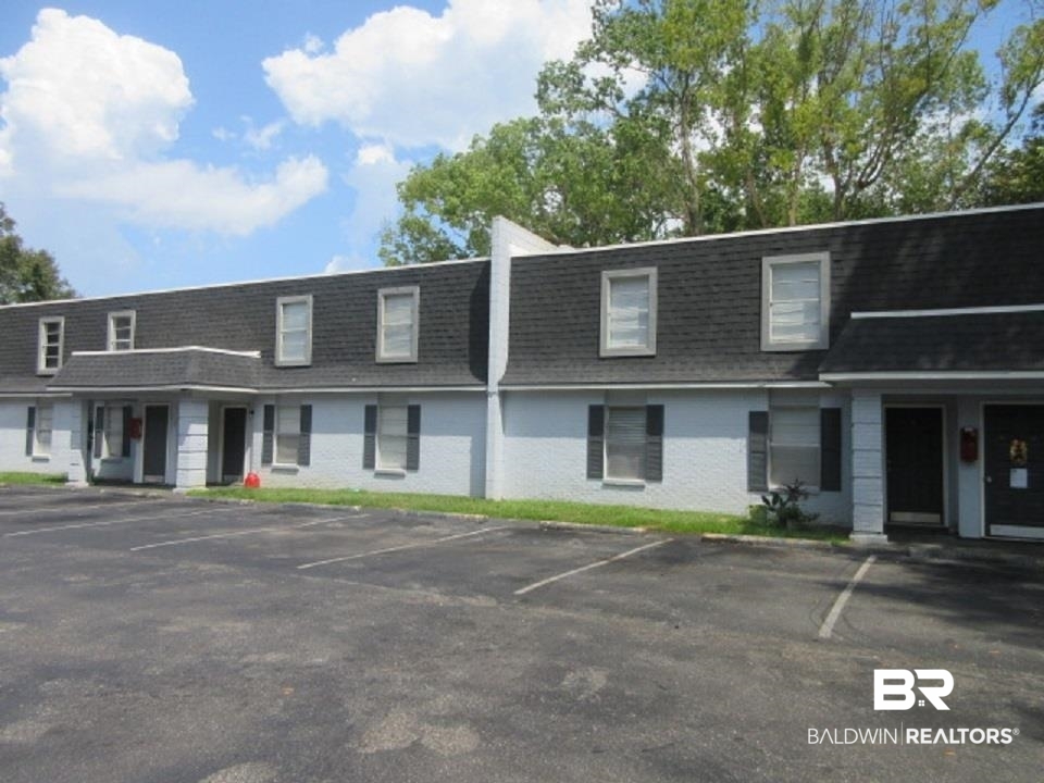 1353 Dauphin Street, Unit 3 Mobile, AL 36604 - Photo 2 of 12