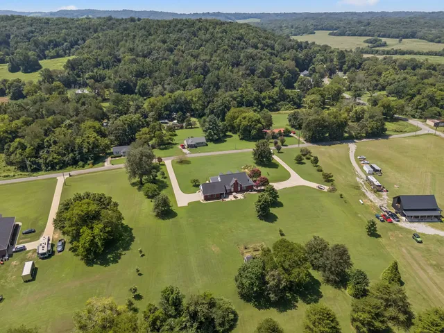 $629,000 | 107 Sugar Tree Road, Pulaski, TN 38478