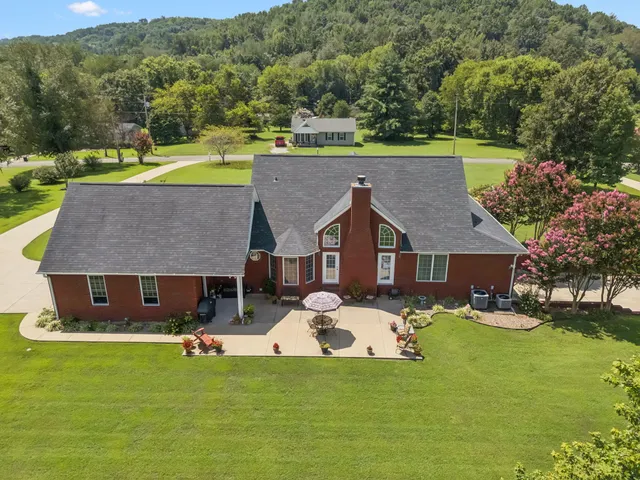 $629,000 | 107 Sugar Tree Road, Pulaski, TN 38478