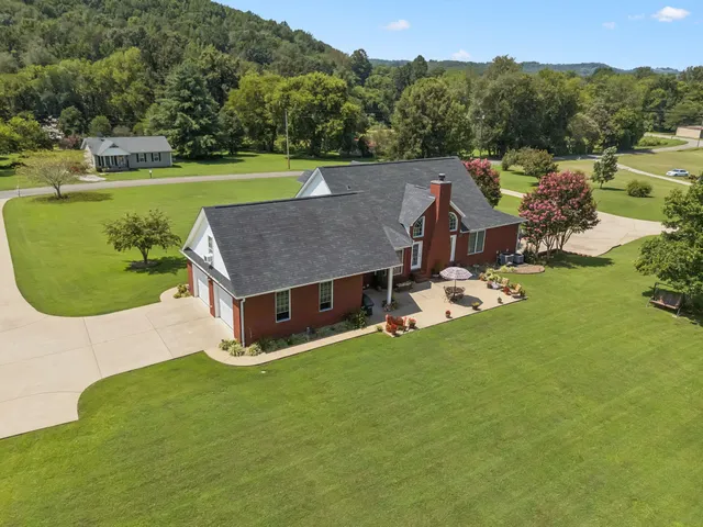 $629,000 | 107 Sugar Tree Road, Pulaski, TN 38478