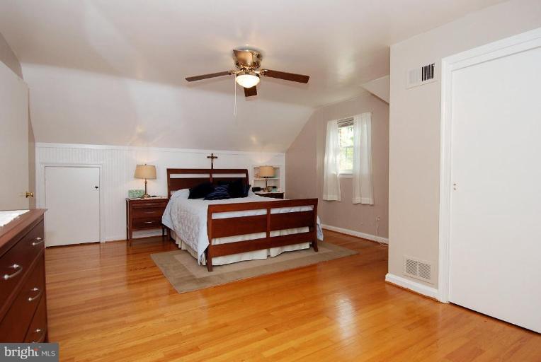 8802 Walnut Hill Road Chevy Chase, MD 20815 - Photo 8 of 14 Master Bath
