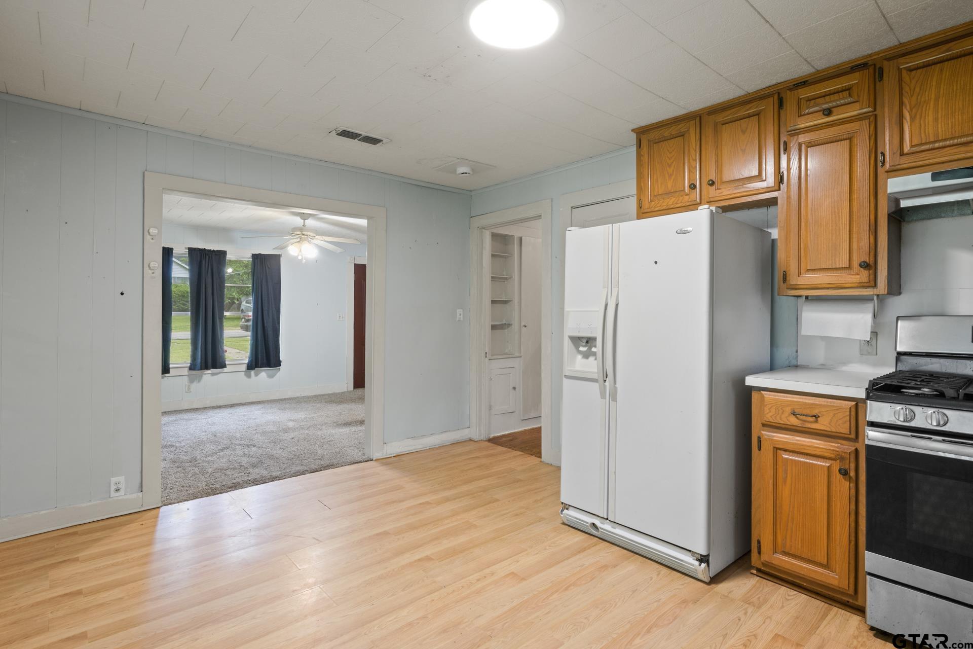 403 Pace Street Naples, TX 75568 - Photo 11 of 36
