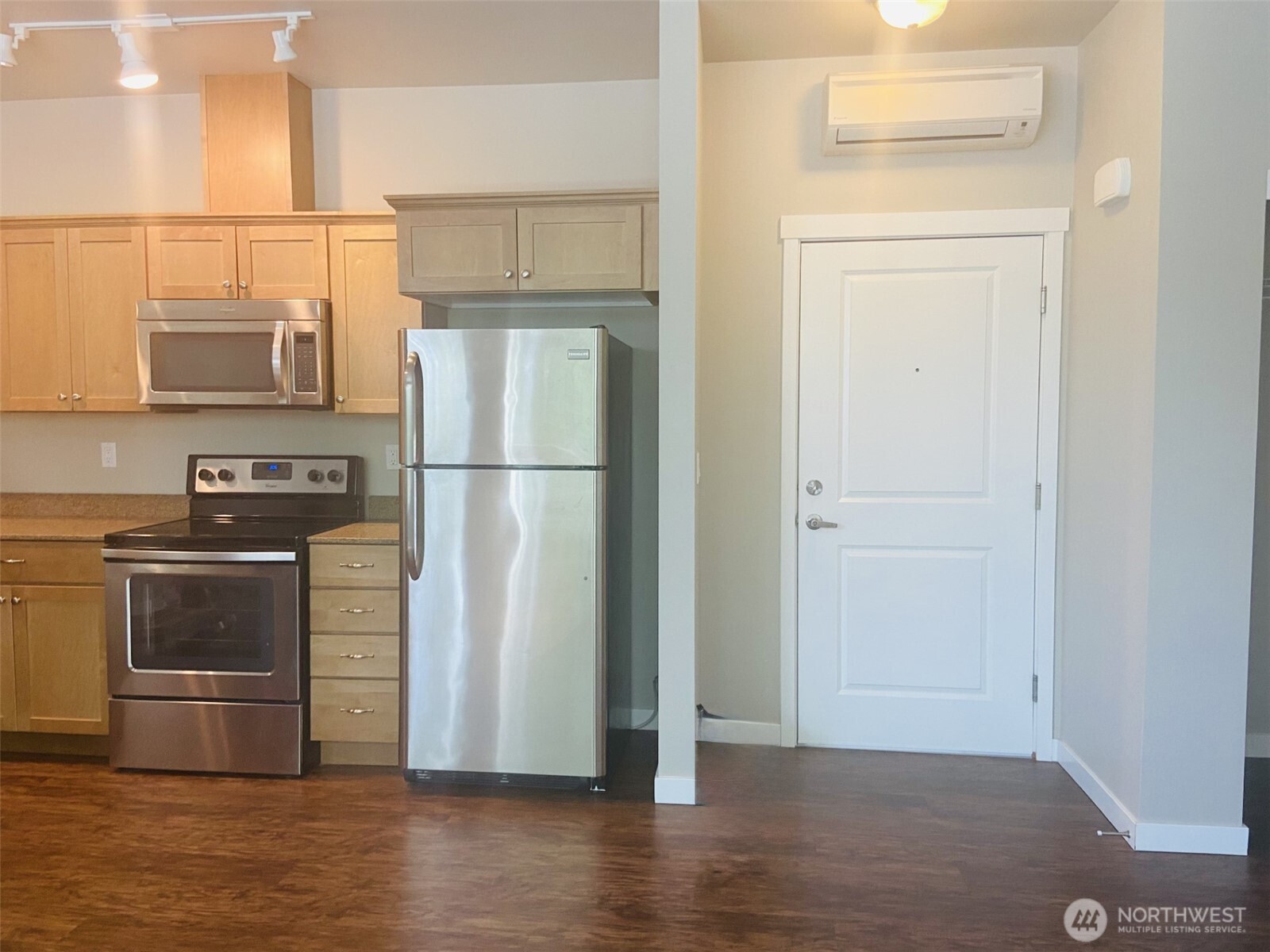 8872 Depot Road, Unit 203 Lynden, WA 98264 - Photo 6 of 20