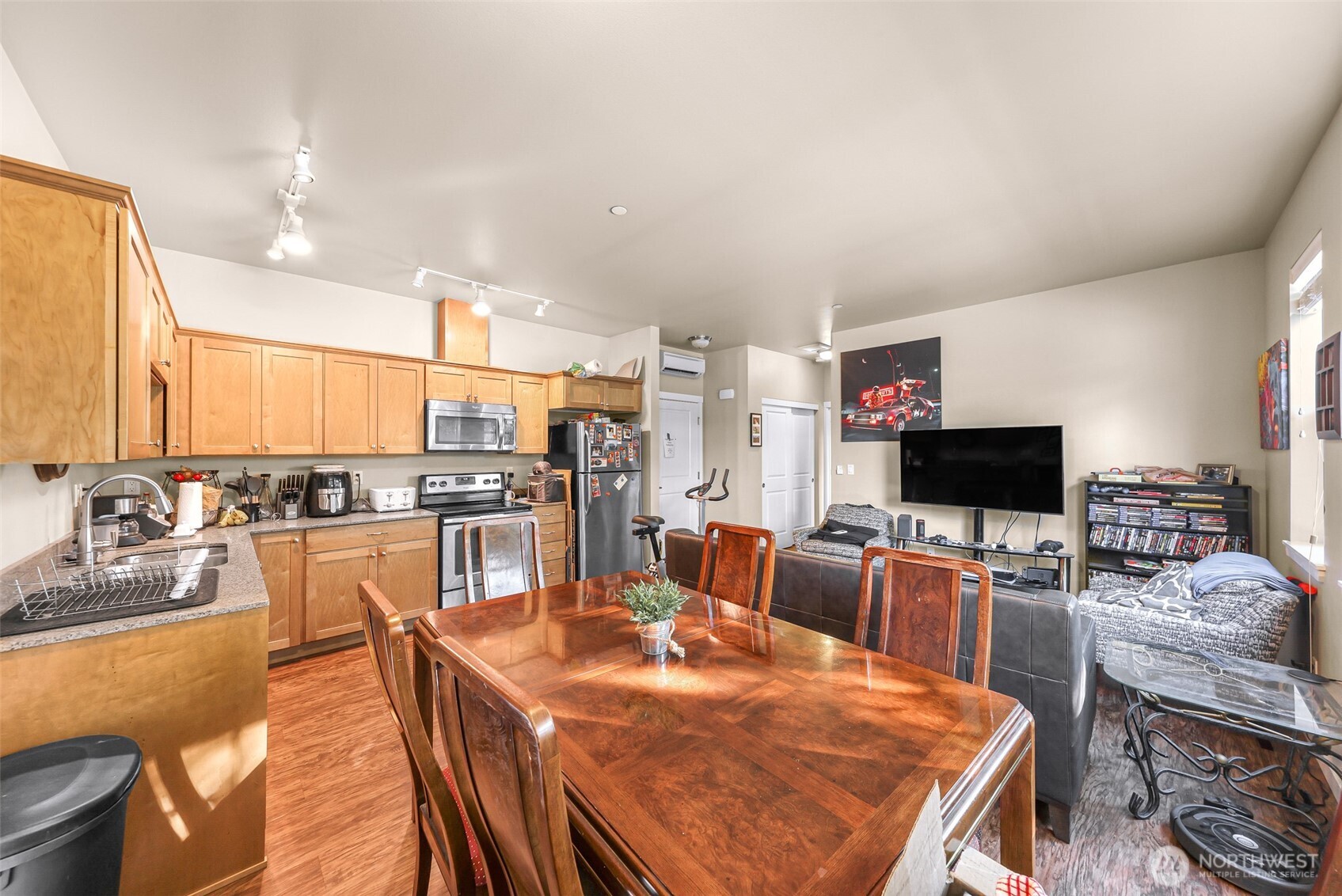 8872 Depot Road, Unit 203 Lynden, WA 98264 - Photo 7 of 20