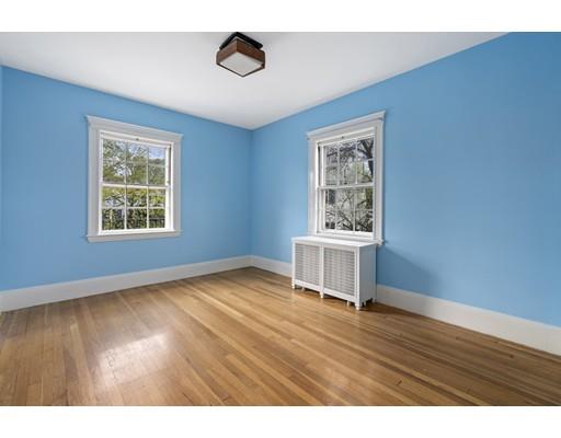 29 Old Colony Road Newton, MA 02467 - Photo 19 of 25