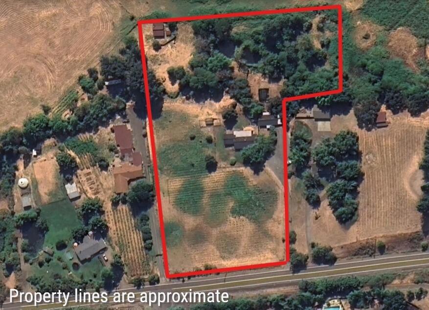 376 Crowson Road Ashland, OR 97520 - Photo 1 of 23 376 Crowson Rd Aerial