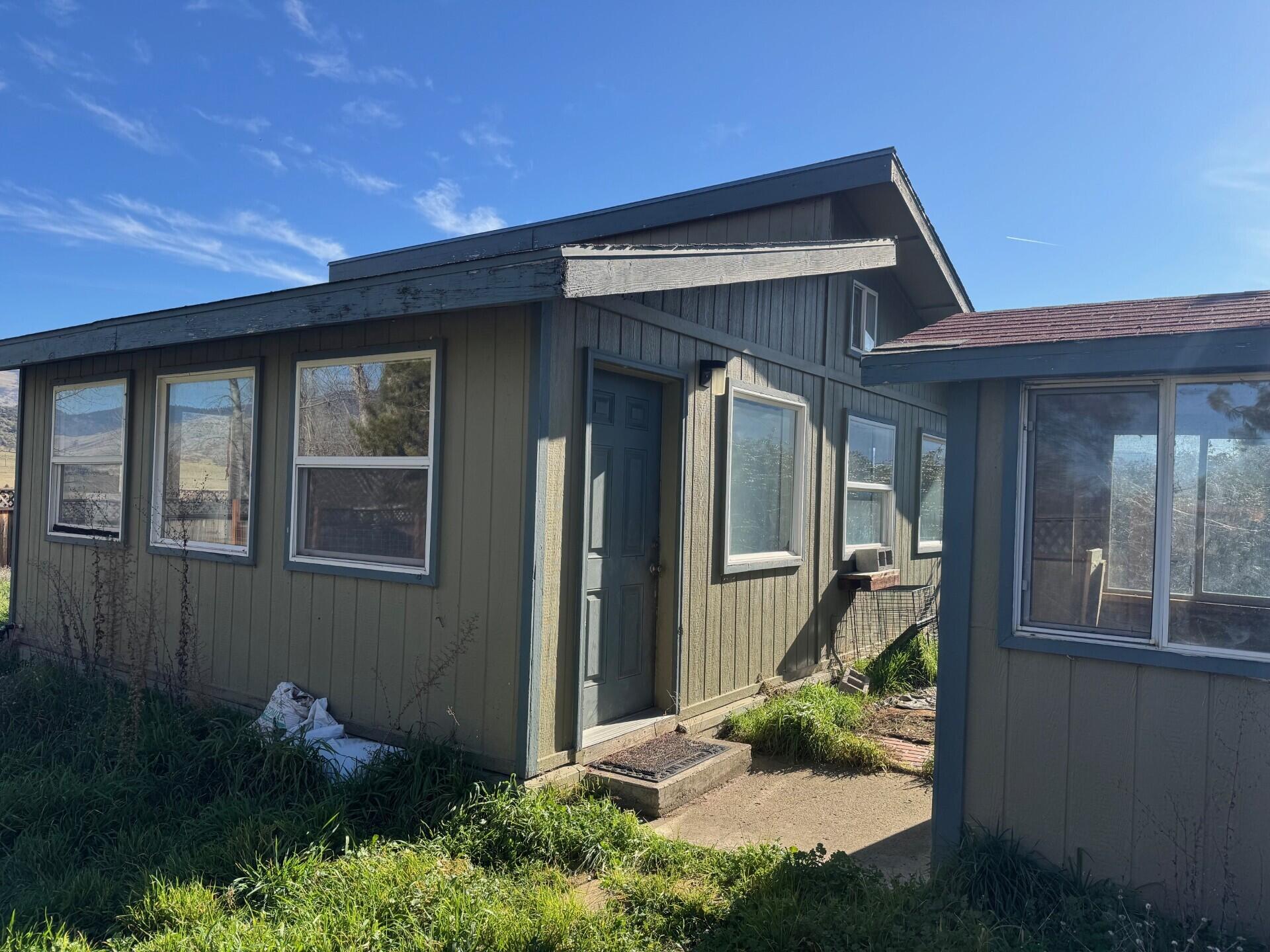 376 Crowson Road Ashland, OR 97520 - Photo 23 of 23 Art Studio