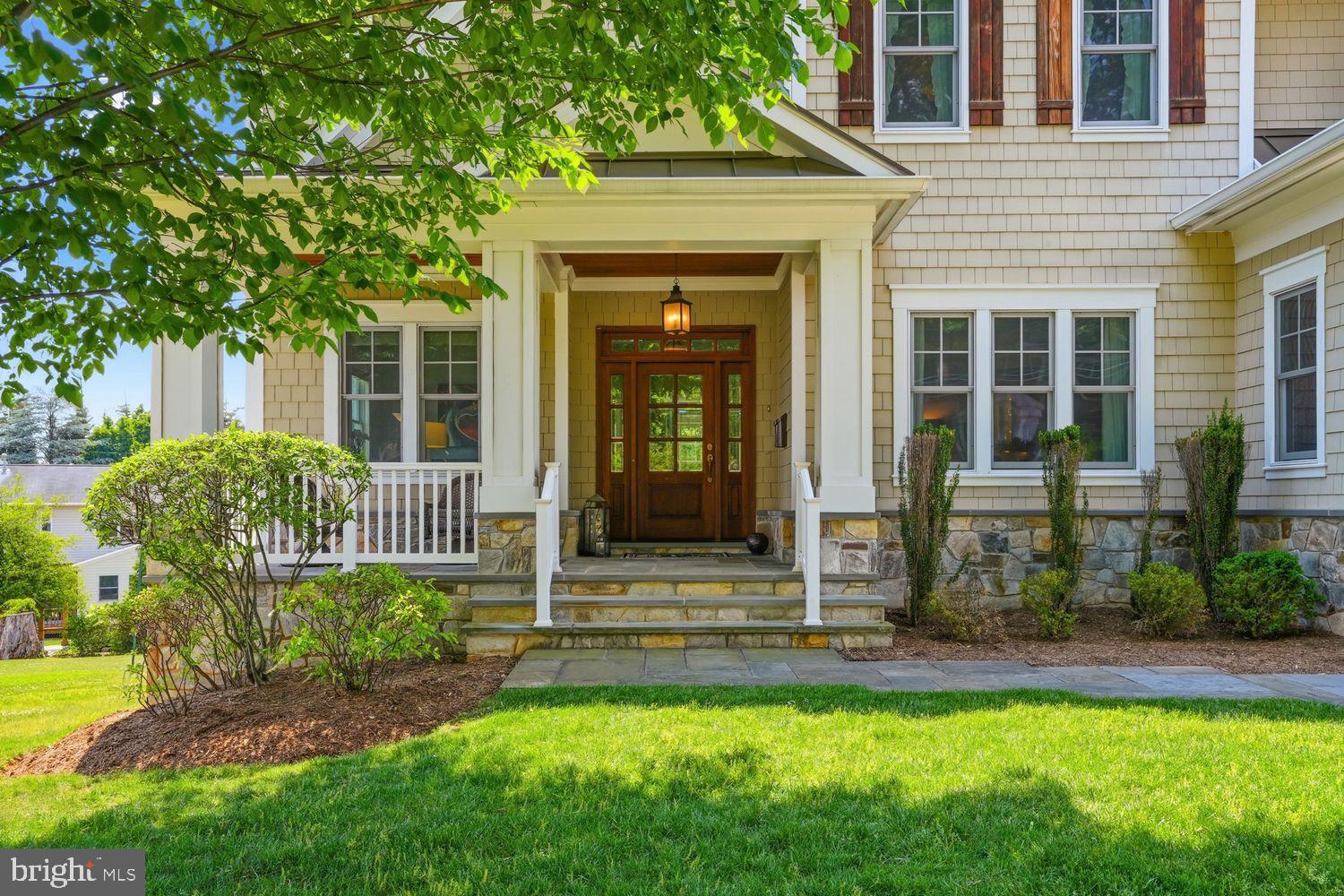 6537 35th Road North Arlington, VA 22213 - Photo 3 of 53 Gallery Image 3