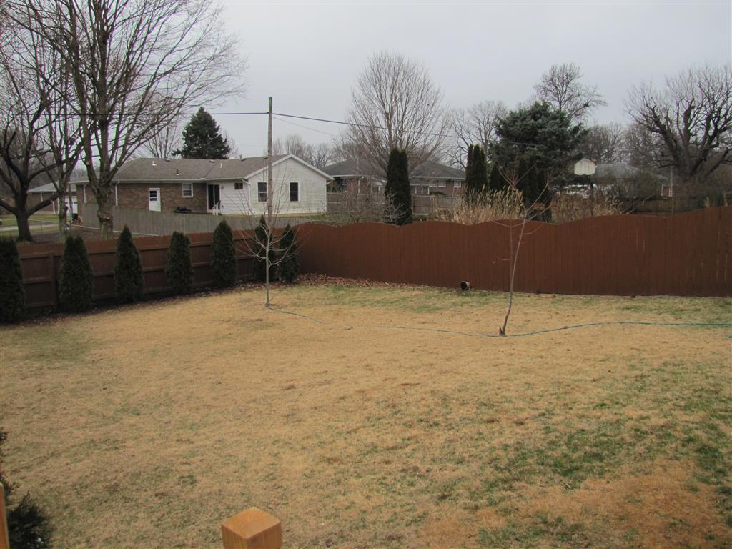 1015 Robin Road Springfield, OH 45503 - Photo 32 of 36