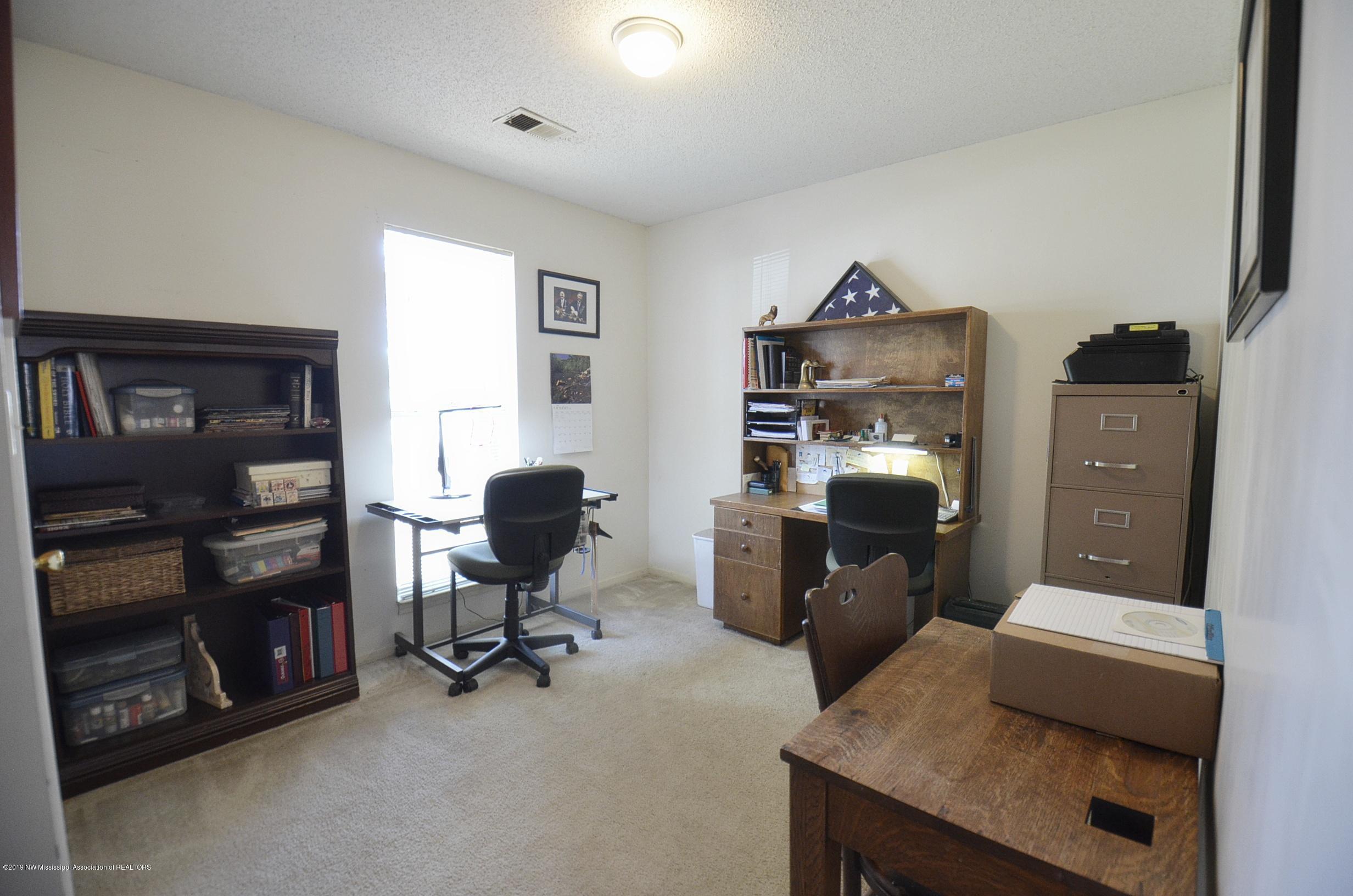 6330 Walnut Grove Road Horn Lake, MS 38637 - Photo 12 of 23 Bedroom 3
