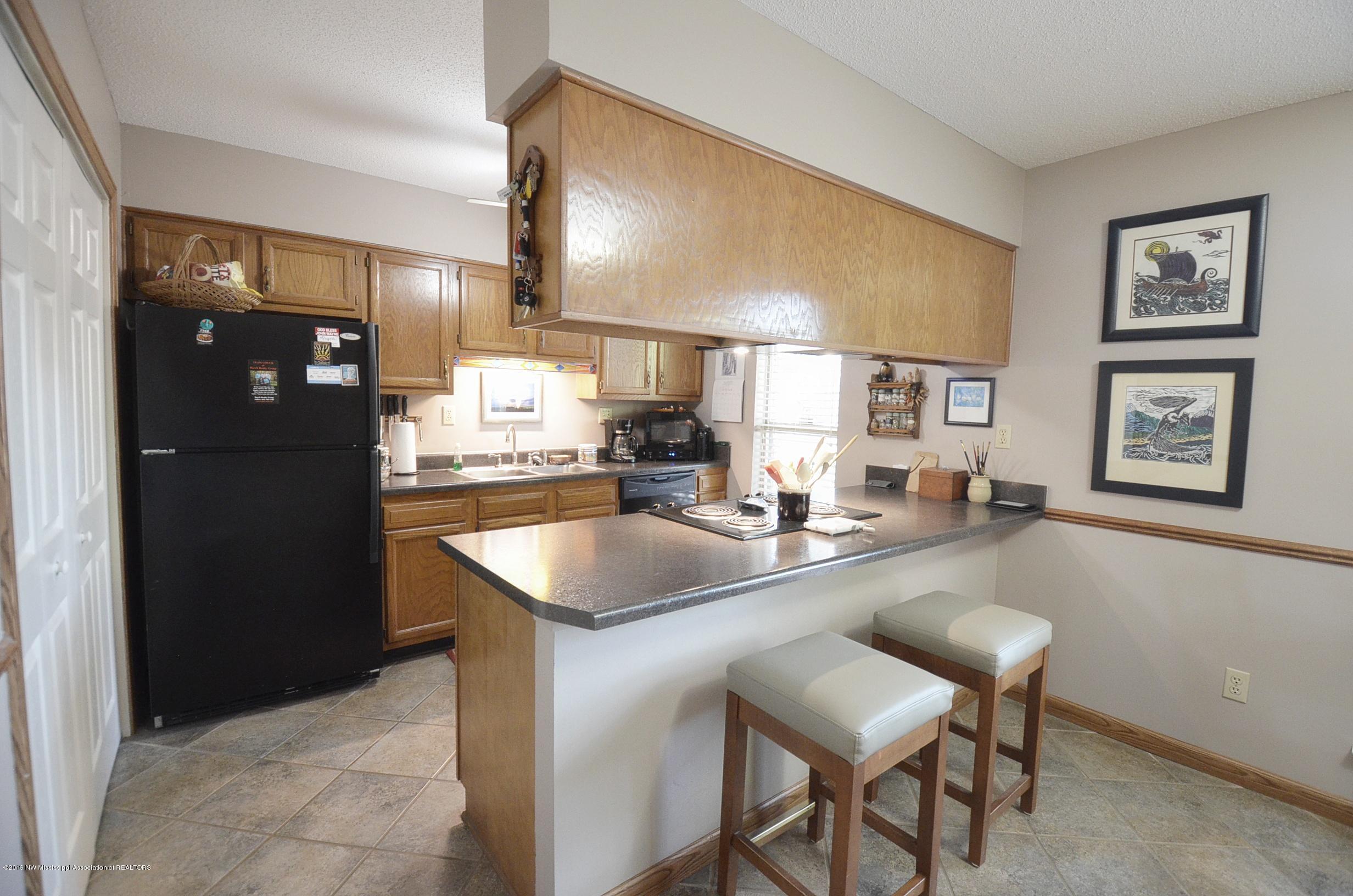 6330 Walnut Grove Road Horn Lake, MS 38637 - Photo 5 of 23 Kitchen1