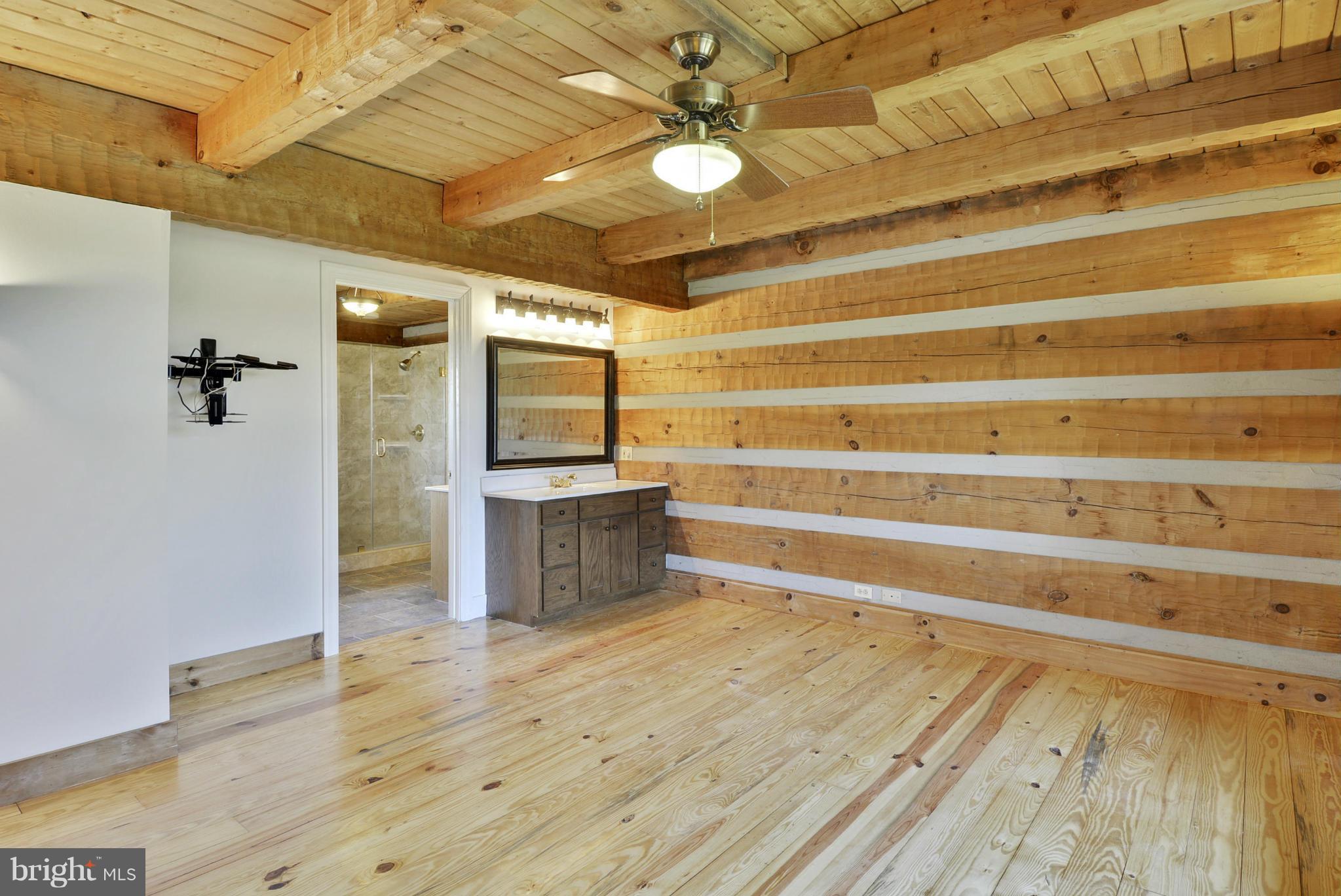 42722 Lucketts Road Leesburg, VA 20176 - Photo 11 of 30 Bedroom (Master)