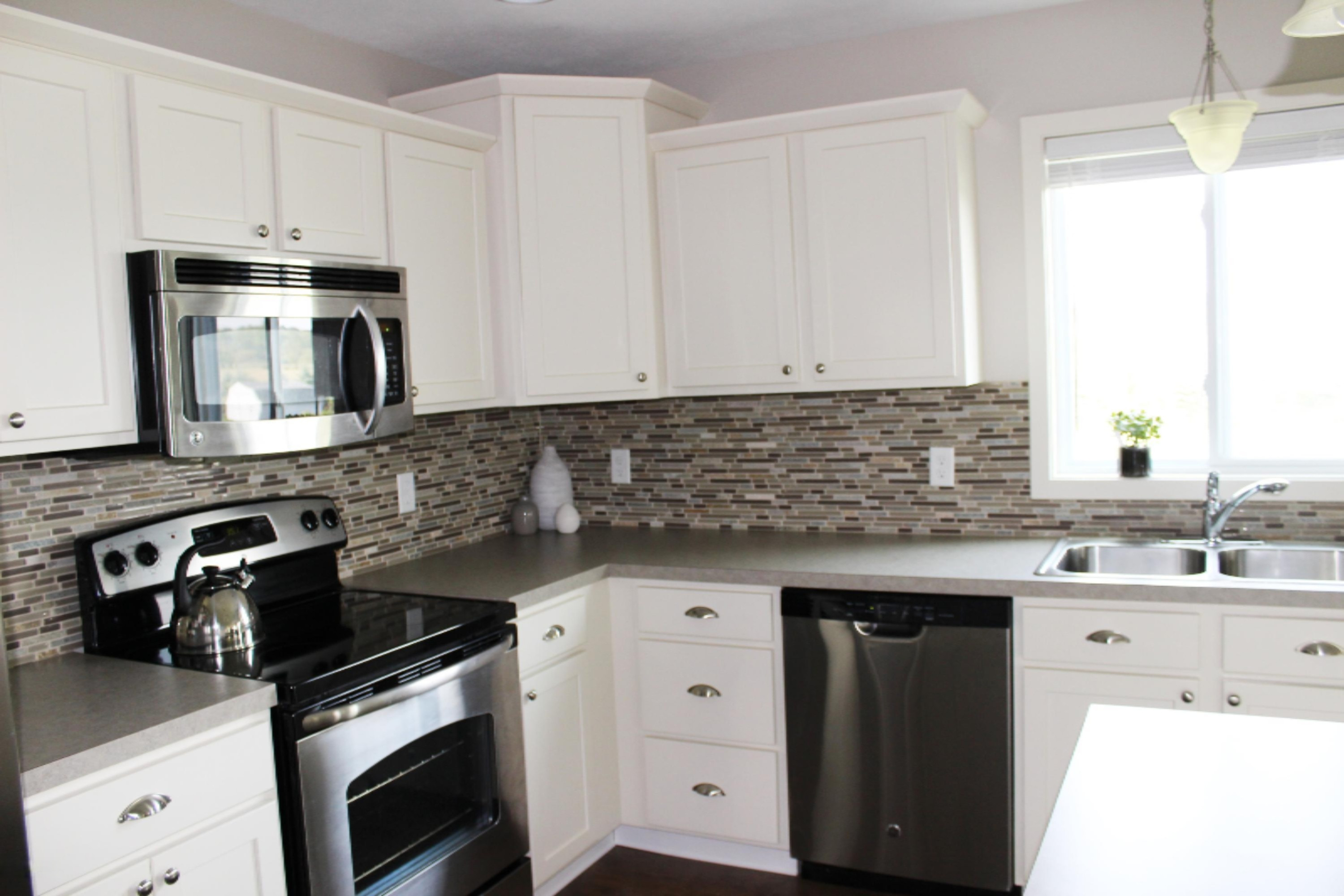 12050 Russell Ridge Cedar Springs, MI 49319 - Photo 3 of 22 03