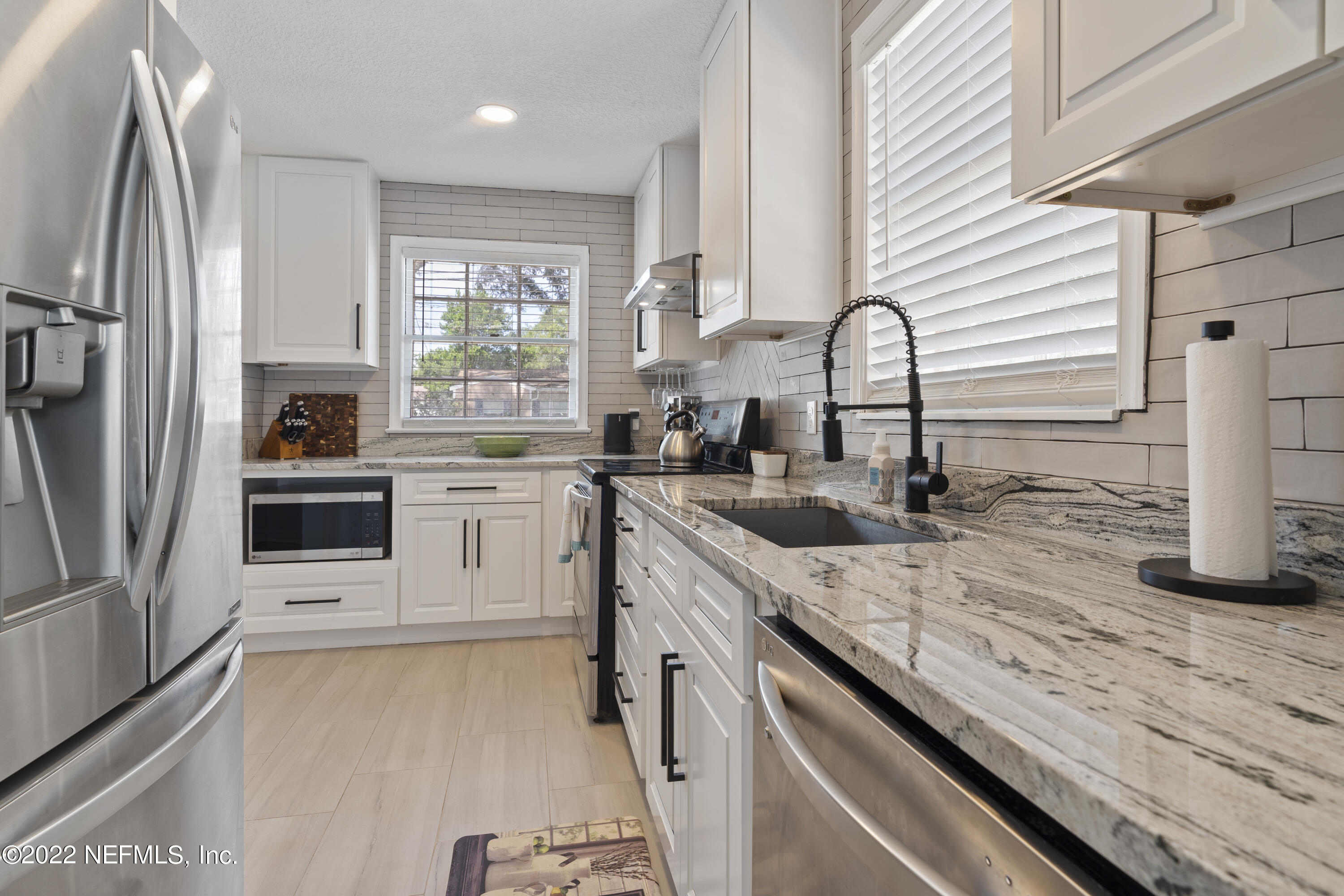 1655 Charon Road Jacksonville, FL 32205 - Photo 7 of 26 kitchen