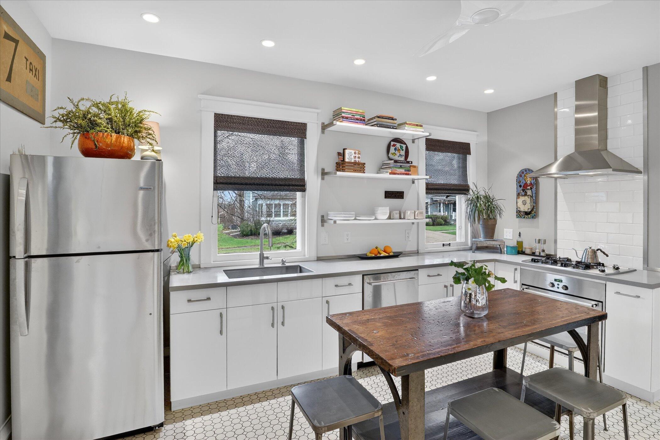 113 East Locust Street Three Oaks, MI 49128 - Photo 15 of 39 Kitchen