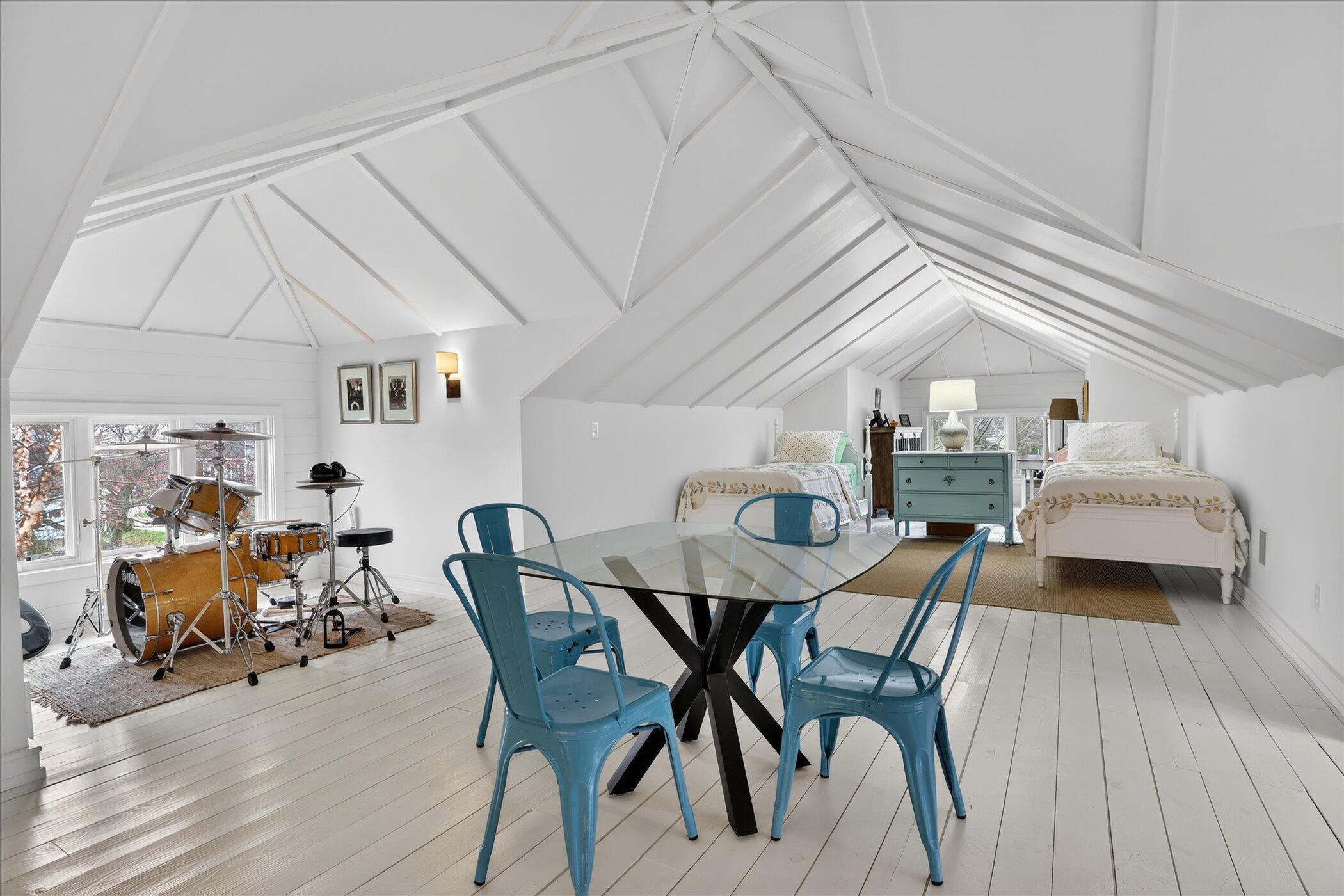 113 East Locust Street Three Oaks, MI 49128 - Photo 26 of 39 3rd Bedroom/Multi-porpose