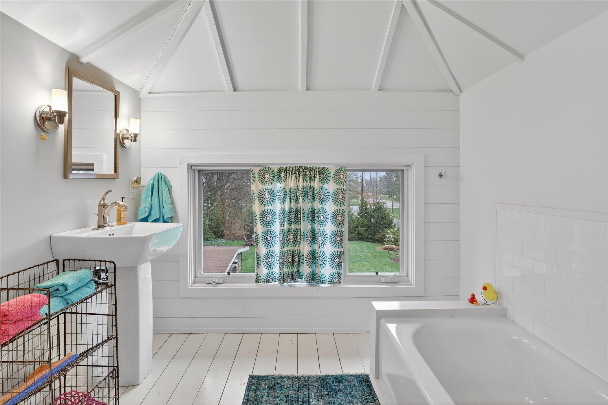 113 East Locust Street Three Oaks, MI 49128 - Photo 31 of 39 2nd Bathroom