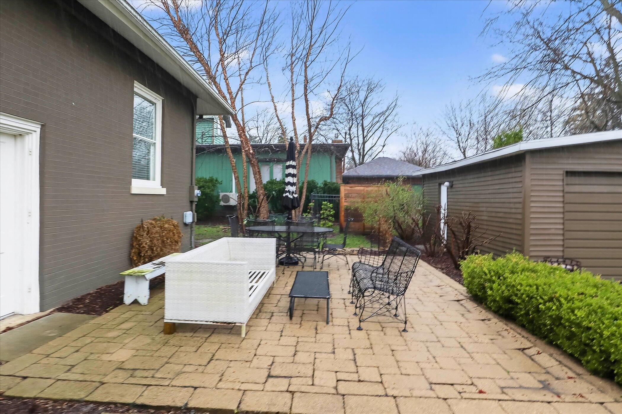 113 East Locust Street Three Oaks, MI 49128 - Photo 36 of 39 Patio