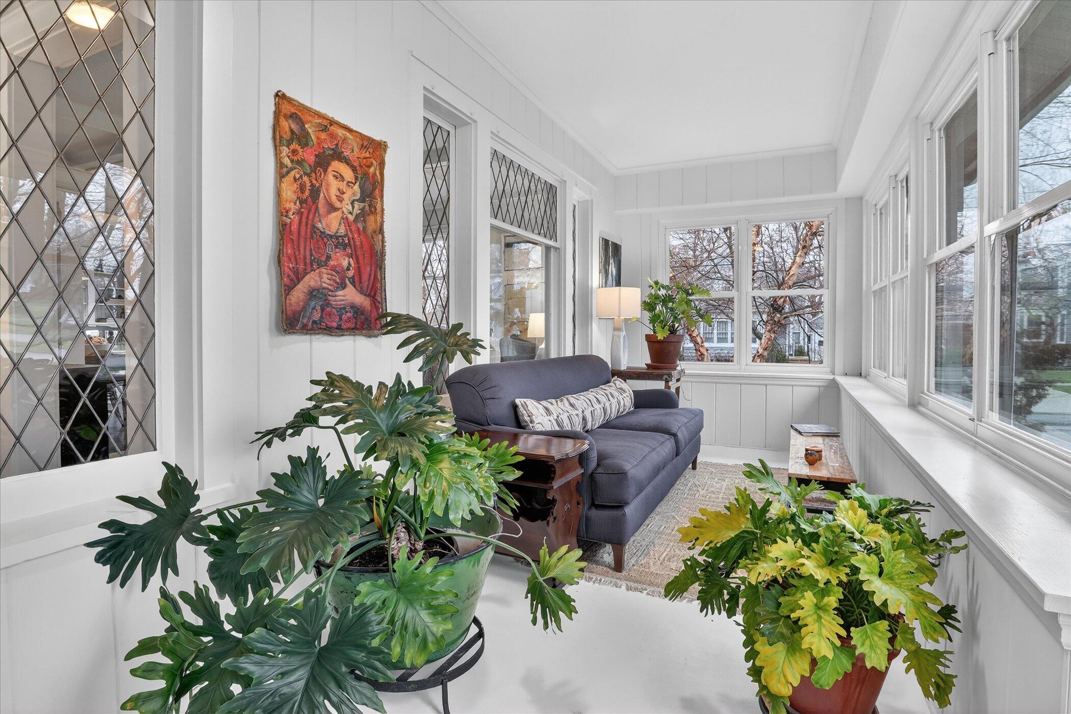 113 East Locust Street Three Oaks, MI 49128 - Photo 4 of 39 Three Season Room