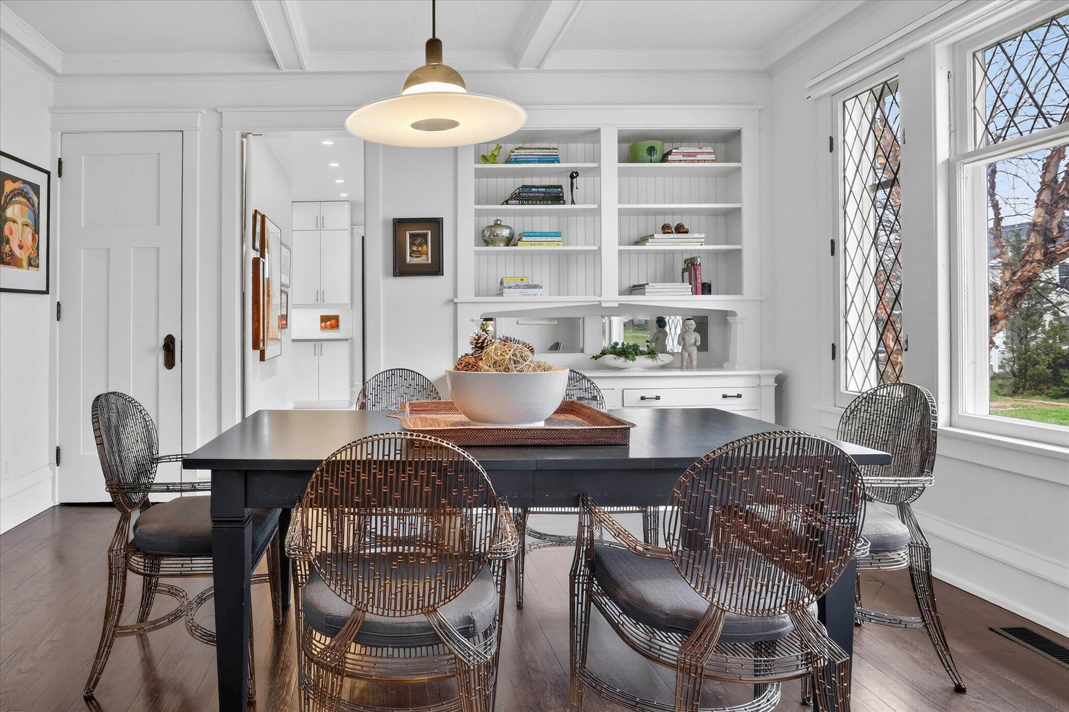 113 East Locust Street Three Oaks, MI 49128 - Photo 10 of 39 Dining Room