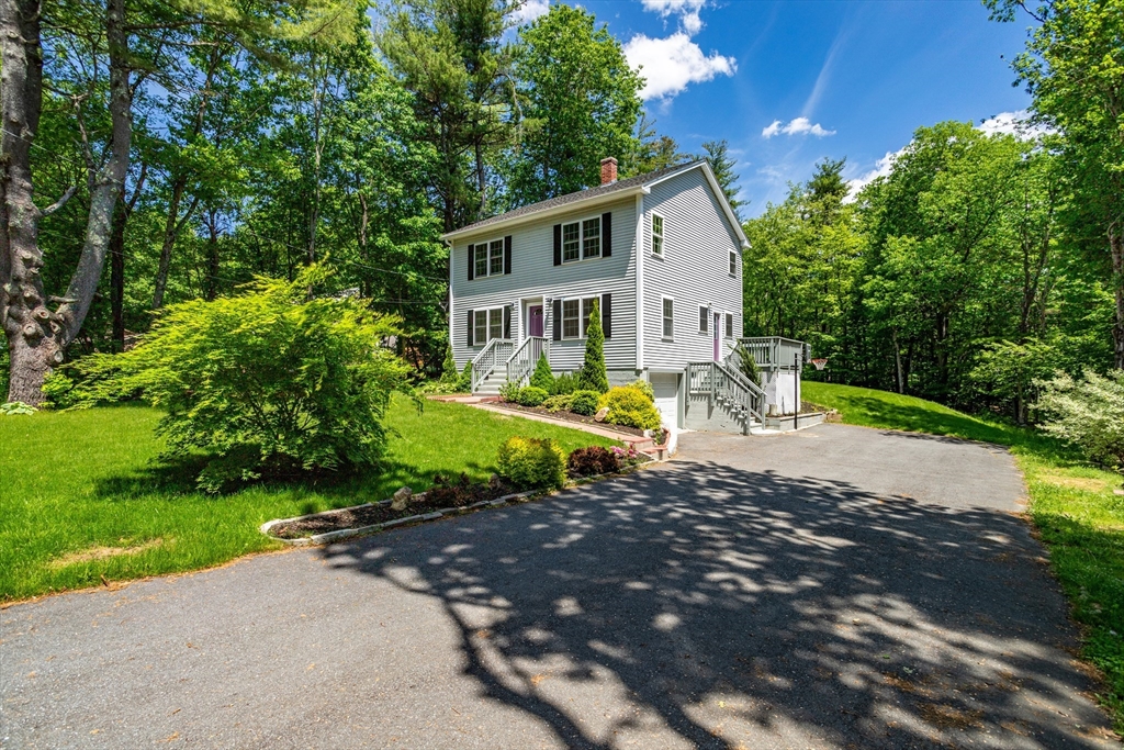 21 Colony Road Westminster, MA 01473 - Photo 1 of 34 Gallery Image 1