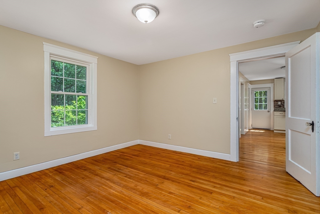 21 Colony Road Westminster, MA 01473 - Photo 13 of 34 Gallery Image 13