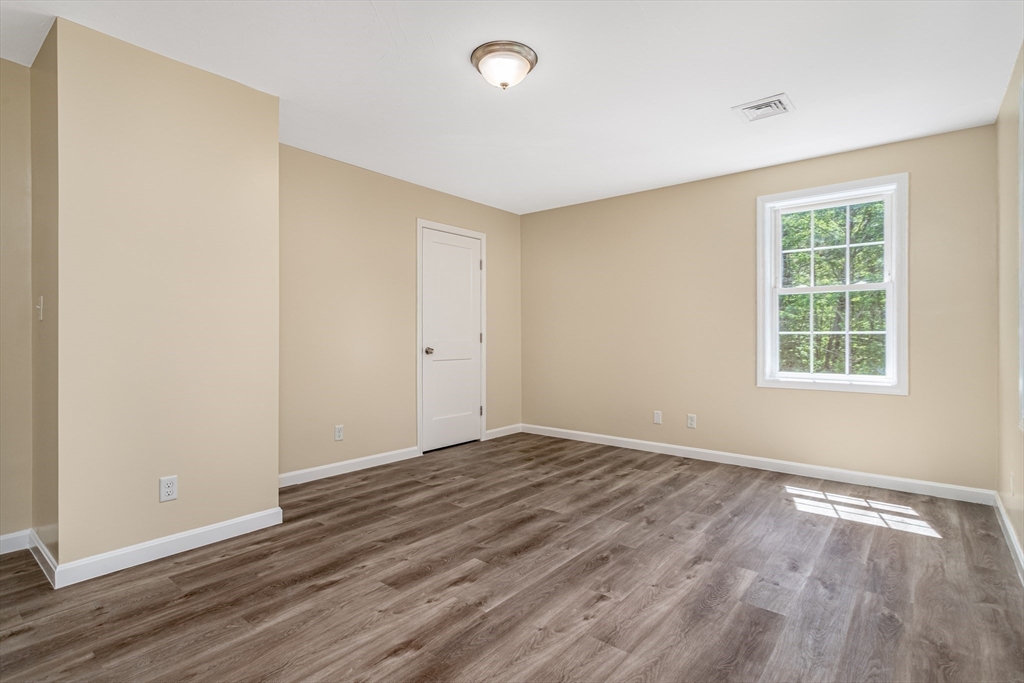 21 Colony Road Westminster, MA 01473 - Photo 18 of 34 Gallery Image 18