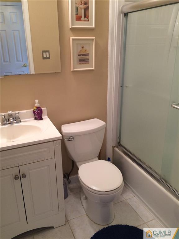 333 King Road North Brunswick, NJ 08902 - Photo 8 of 14 Gallery Image 8