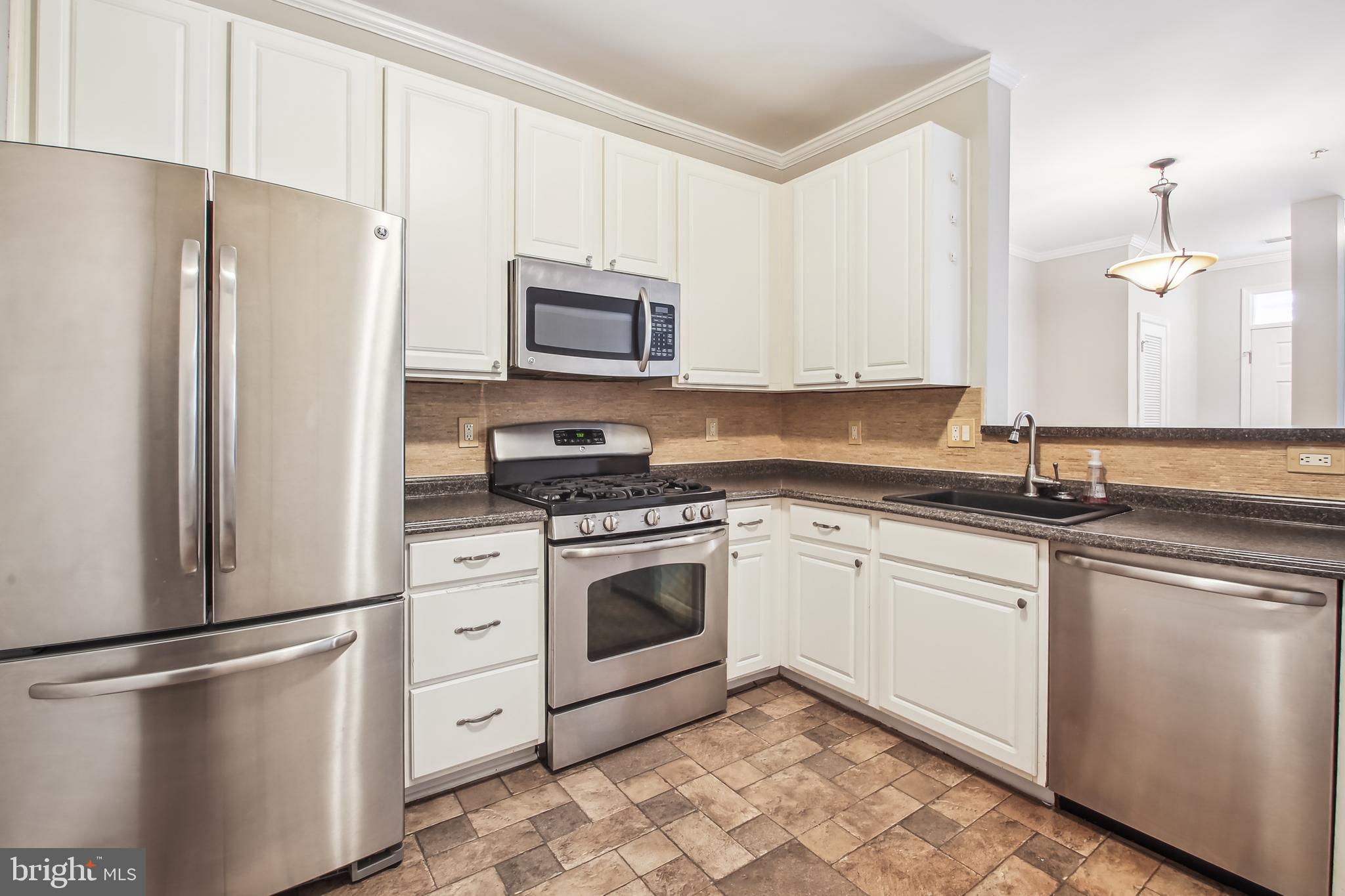 2717 Middle Neck Road Odenton, MD 21113 - Photo 11 of 50 Kitchen