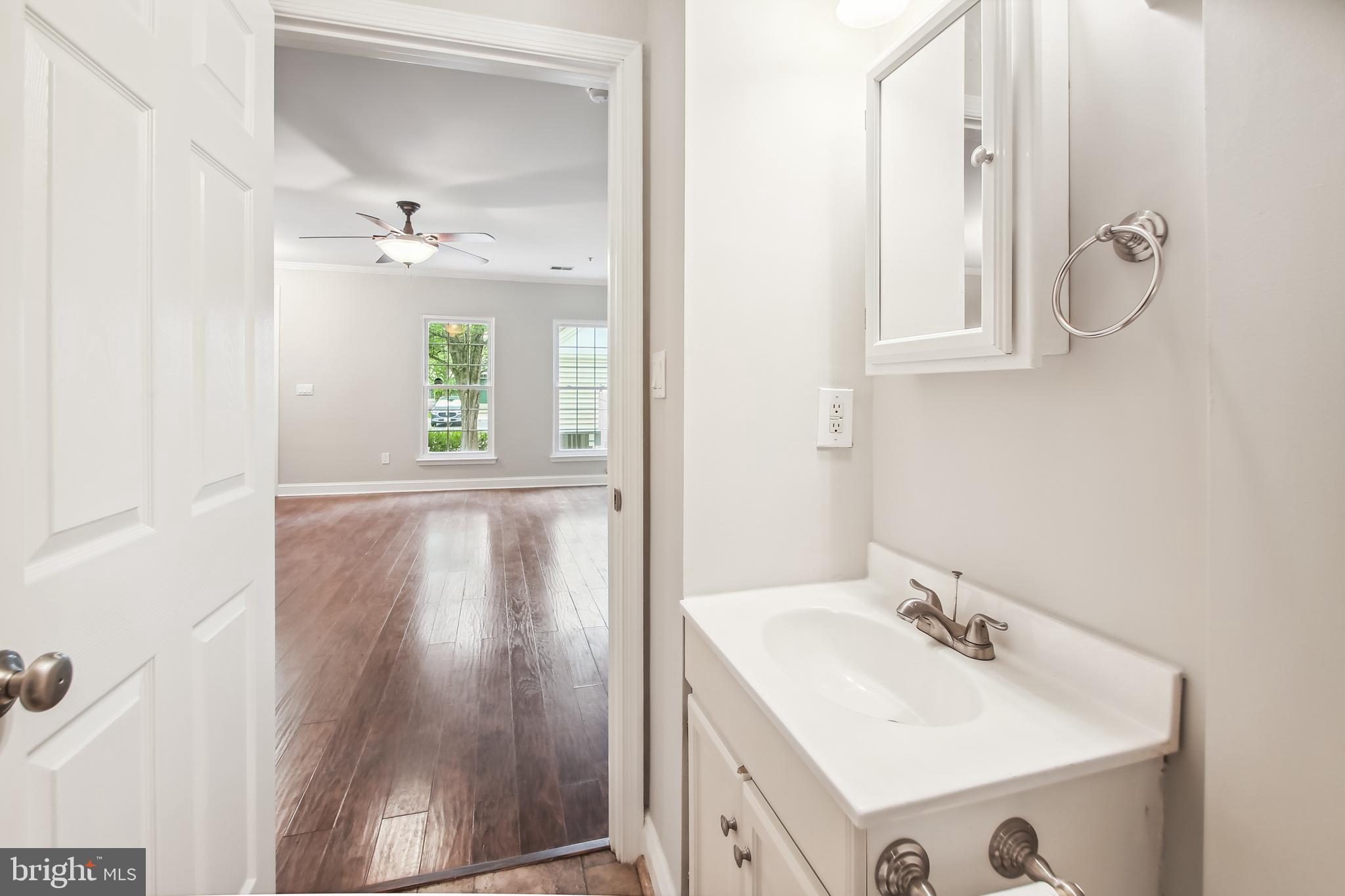 2717 Middle Neck Road Odenton, MD 21113 - Photo 14 of 50 Powder Room