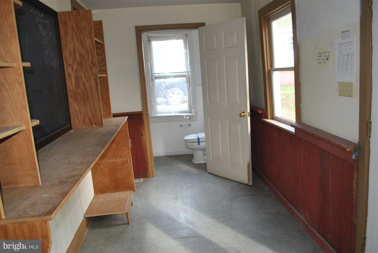 329 Green Springs Road Hanover, PA 17331 - Photo 20 of 25 Gallery Image 20