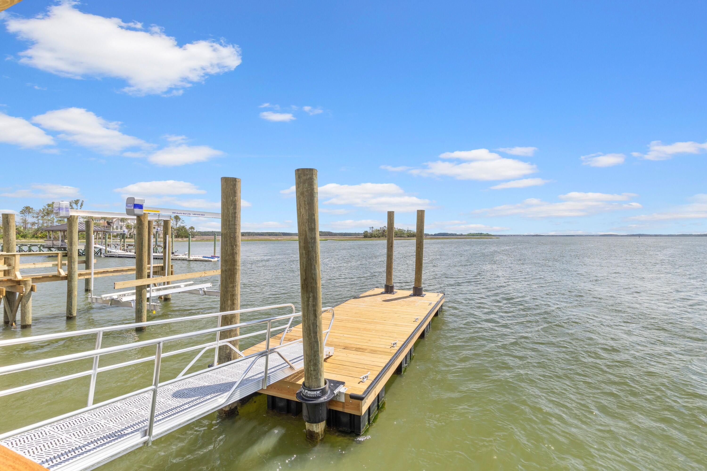 553 Compass Road Daniel Island, SC 29492 - Photo 75 of 113 photo_075