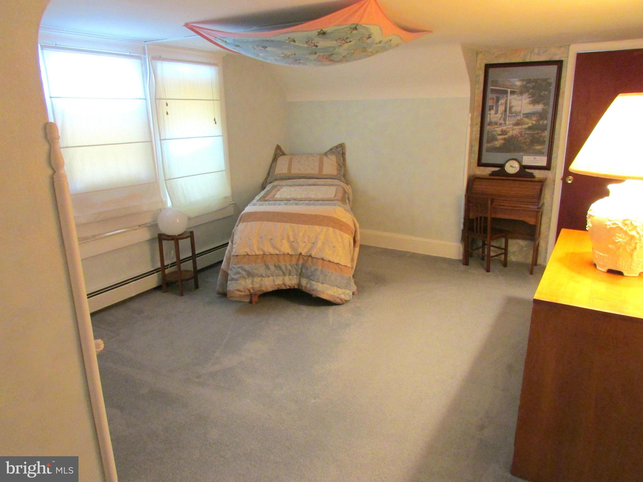 445 Shipley Road Linthicum Heights, MD 21090 - Photo 15 of 19 Bedroom
