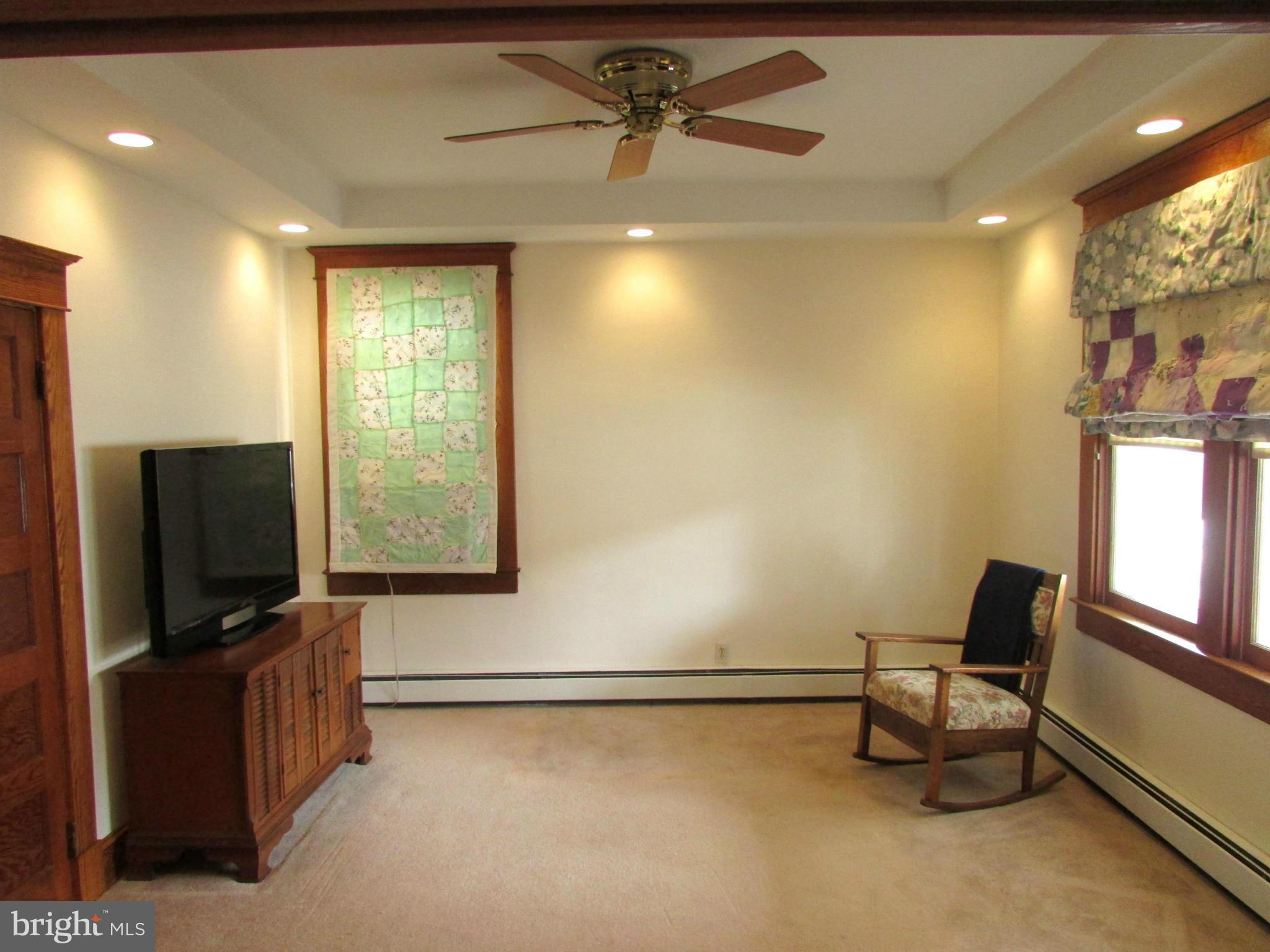 445 Shipley Road Linthicum Heights, MD 21090 - Photo 9 of 19 Bedroom/Den