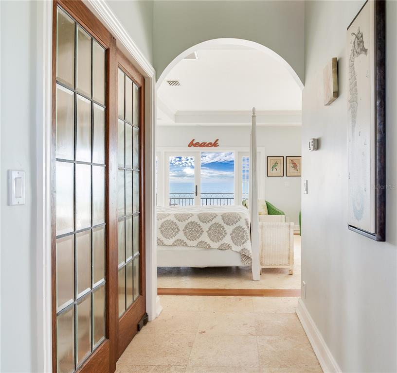 16116 Gulf Boulevard Redington Beach, FL 33708 - Photo 21 of 49 a view of a interior of the house