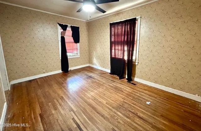 $69,900 | 704 Prince Street, Laurinburg, NC 28352